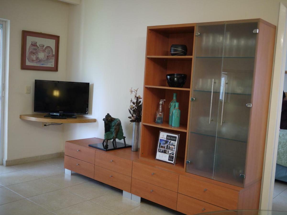 Cancun Beachfront Condo Екстериор снимка