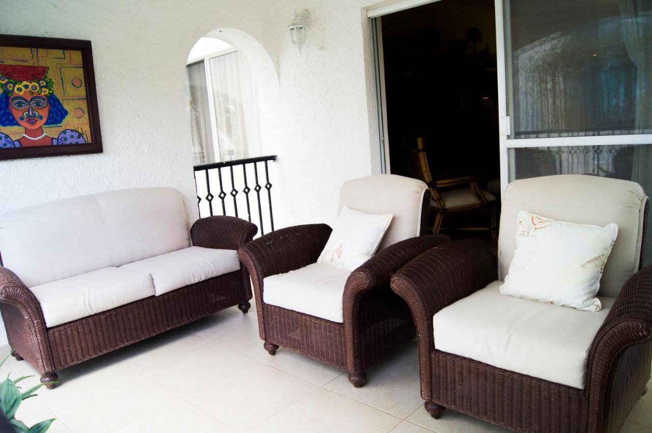 Cancun Beachfront Condo Екстериор снимка